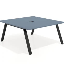 Mesa de oficina doble UvePro fondo 166, cantos rectos, estructura negra