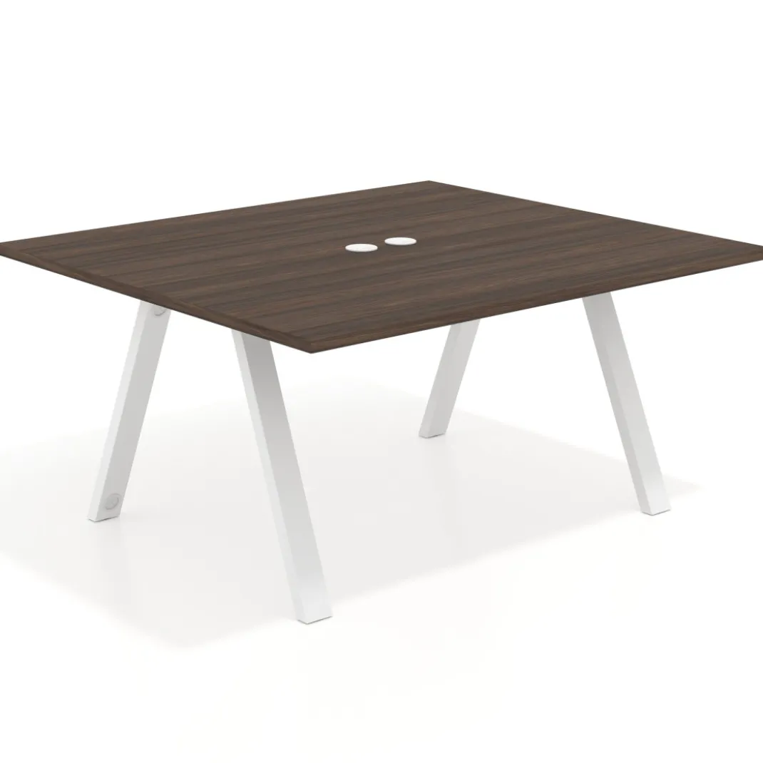 Mesa de oficina doble UvePro fondo 142, cantos rectos, estructura blanca