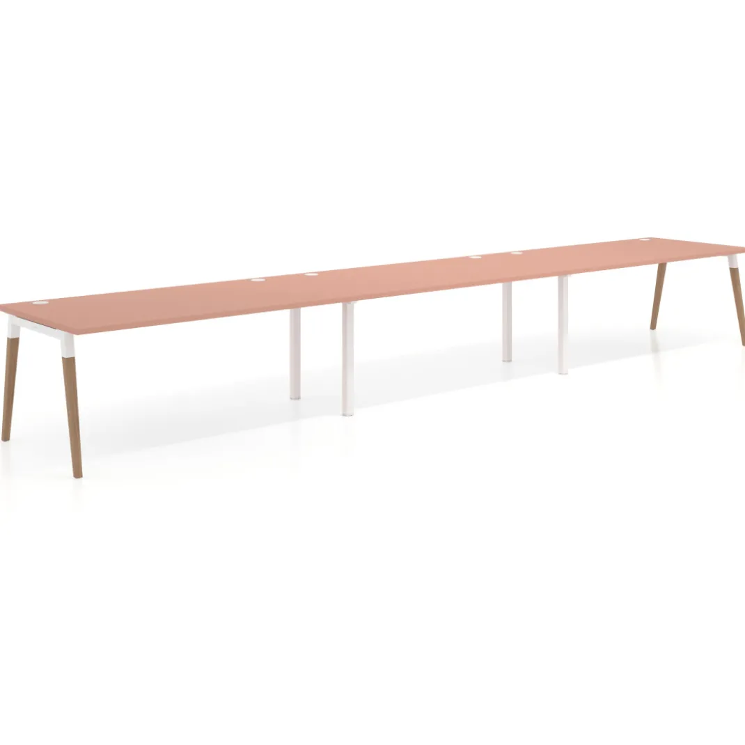 Mesa de oficina en continuidad Arki triple, patas de madera, fondo 100cm