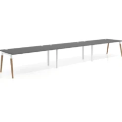 Mesa de oficina en continuidad Arki triple, patas de madera, fondo 100cm