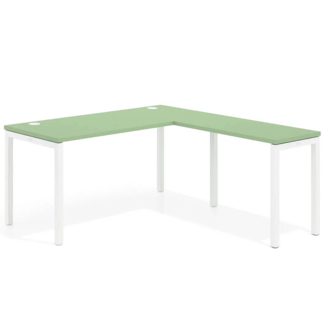 Mesa de oficina en L Kube fondo 68cm con ala estrecha, estructura blanco