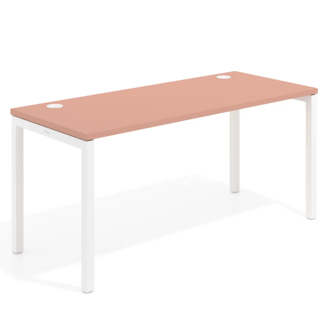 Mesa de oficina Kube fondo 68cm estructura blanca