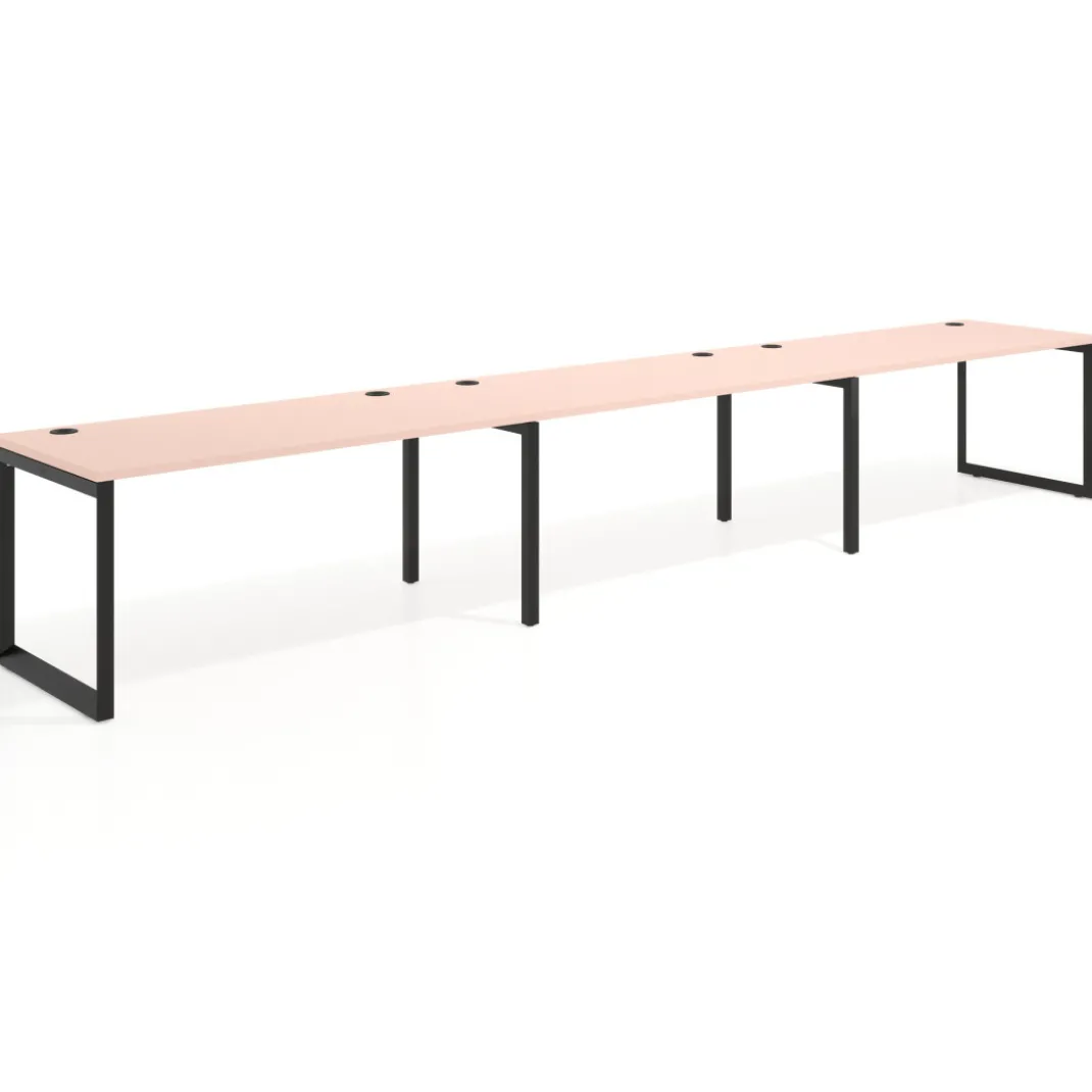 Mesa de oficina progresiva Delta triple, fondo 80cm, estructura negra