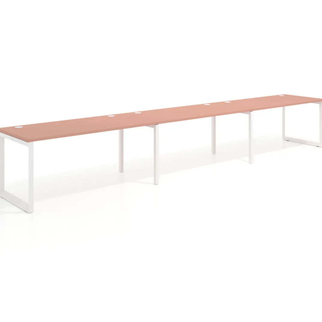 Mesa de oficina progresiva Delta triple, fondo 80cm, estructura blanca
