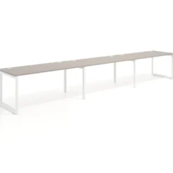 Mesa de oficina progresiva Delta triple, fondo 80cm, estructura blanca