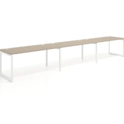 Mesa de oficina progresiva Delta triple, fondo 80cm, estructura blanca