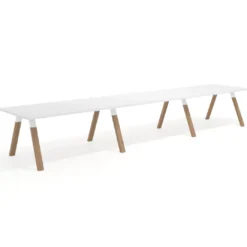 Mesa de oficina progresiva UvePro triple, fondo 100cm, estructura blanca, patas de madera