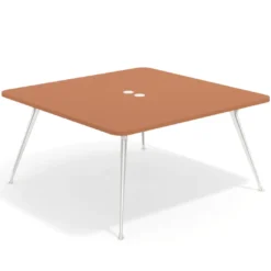 Mesa de reuniones Tekno, fondo 160, patas aluminio inyectado, estructura cromada