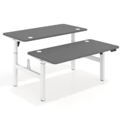 Mesa Multipuesto Elevable eléctrica Erghos Motion estructura blanca 4 cantos curvos