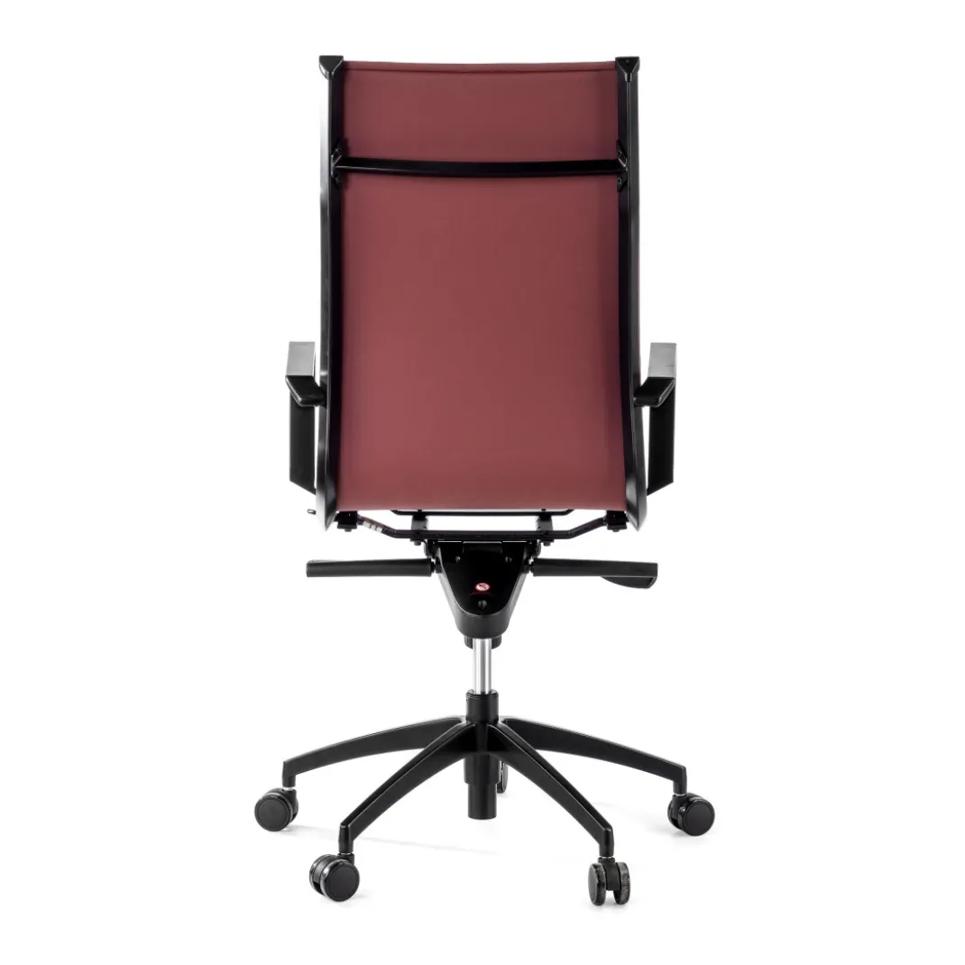Silla oficina de diseño Croma, respaldo alto, estructura negra