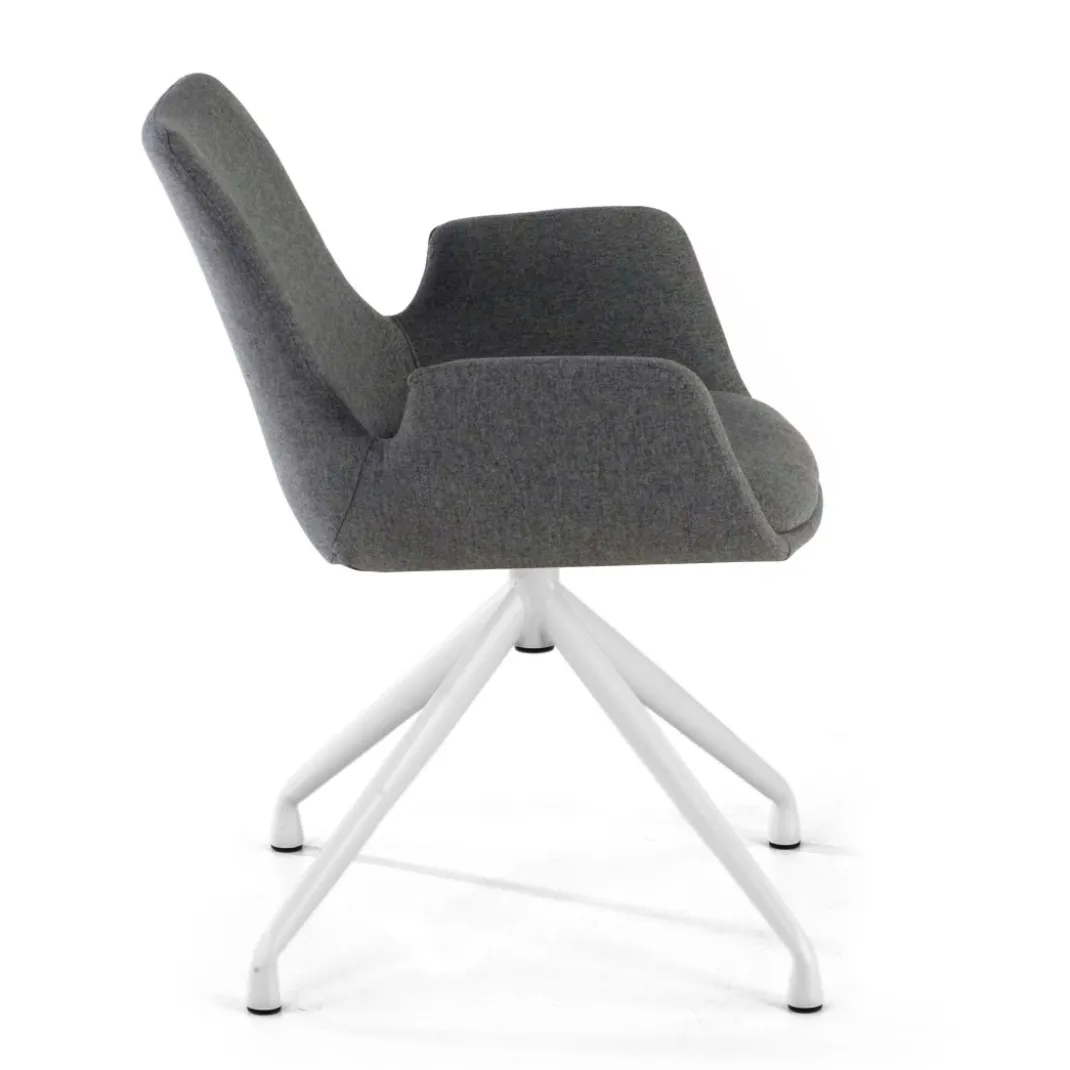Silla Reuniones Elodie, gran acolchado, estructura giratoria