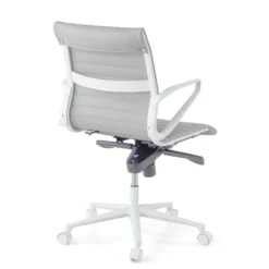 Sillón oficina Diseño Forli, estructura blanca, respaldo bajo, ecopiel