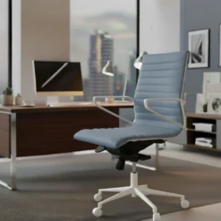 Sillón oficina Diseño Forli, estructura blanca, respaldo bajo, ecopiel