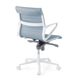 Sillón oficina Diseño Forli, estructura blanca, respaldo bajo, ecopiel